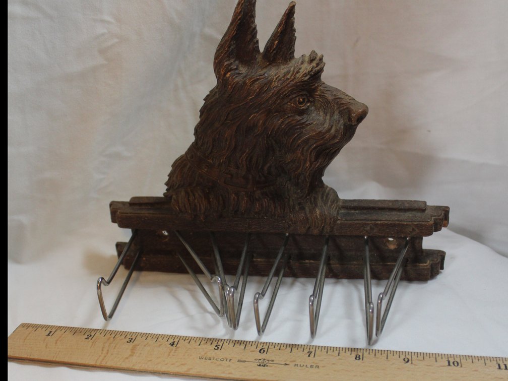 Scottie Dog Head Wall Rack With Metal Hooks, Syroco Wood, Made In USA, Syracuse, New York