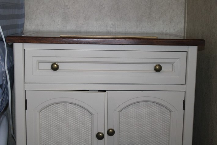 Image for Side Table Measures 24 x 16 x 25