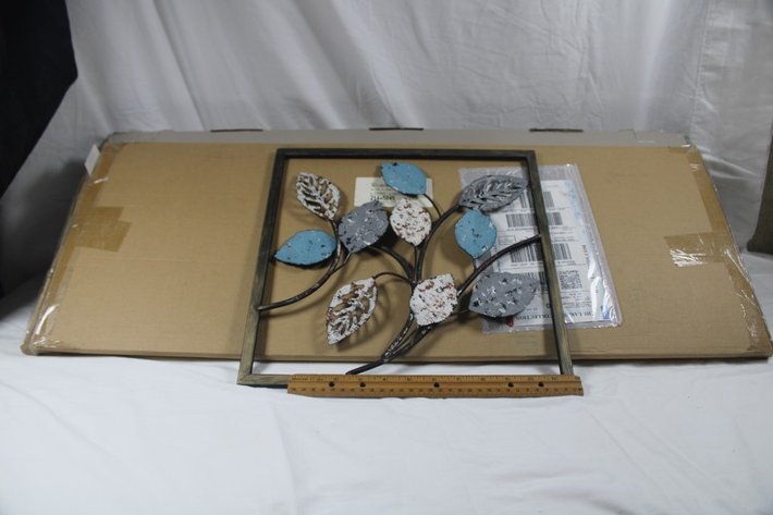 Image for Three Piece Metal Wall Art, Two New in the Box