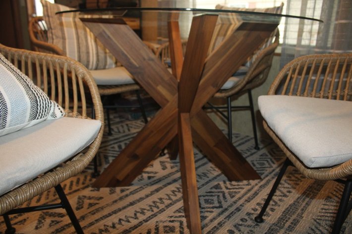 Image for Glass Top Table and 4 Chairs, Table Measures 41 x 30