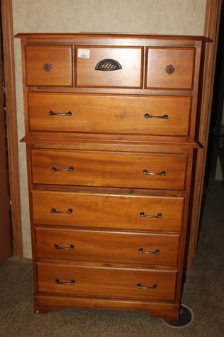 Image for 6 Drawer Chest Measures 30 x 16 x 52