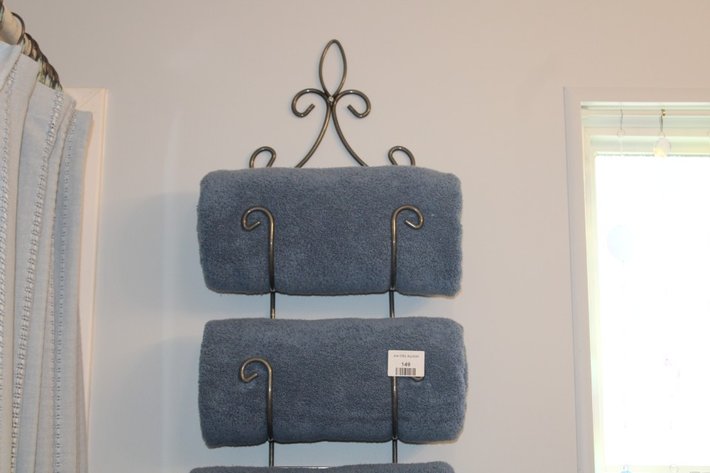 Image for Towel Rack with Towels