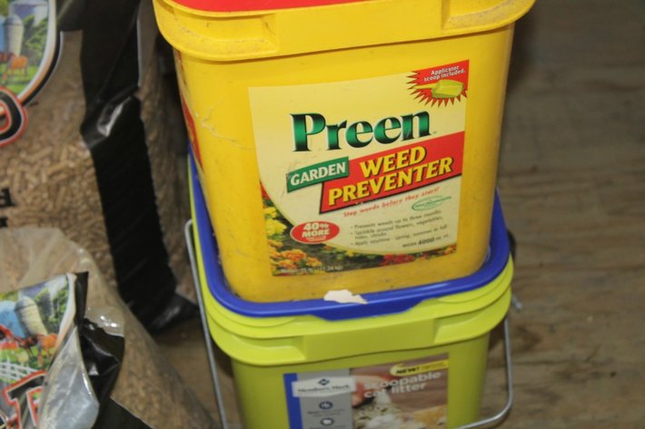 Image for Straw Pellet Bedding, Preen and Litter
