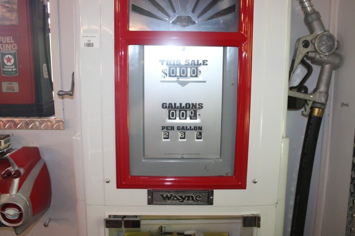 Image for Wayne Model Texaco Gas Pump Display Shelf, Measures 29 x 8 x 70, Die Cast Sold In Next Lot