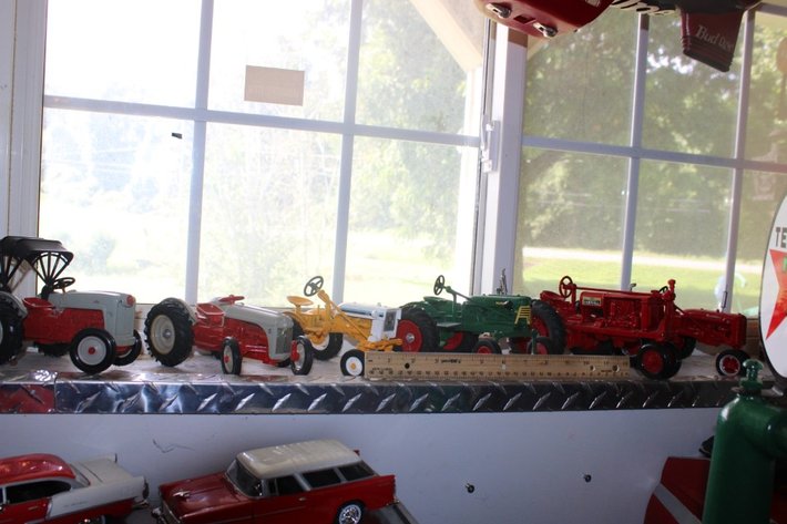 Image for 6 Diecast Tractors