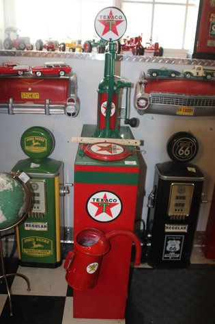 Image for Restored Texaco Oil Pump with Oil Can, Measures 23 x 10 x 55