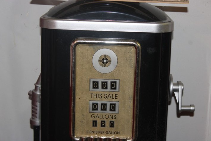 Image for 32 Inch Model Route 66 Gas Pump