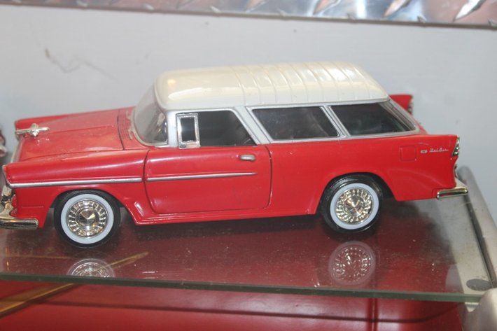 Image for Plastic 57 Chevy Display Shelf with Two 1:24 Scale Diecast Cars, 55 Chevy Bel Air and 55 Chevy Bel Air Nomad Wagon, Shelf Measures 20 x 8 x 9