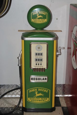 Image for 32 Inch Model John Deere Gas Pump
