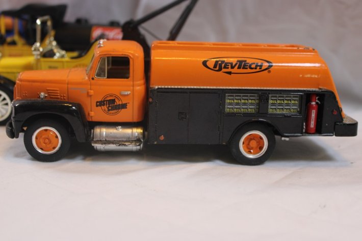 Image for Five 1:24 Scale Diecast Advertising Cars: Minneapolis Moline Liberty '55 Chevy Coin Bank, Wix Filters Ertl 1951 Ford Pickup Coin Bank, Coca-Cola 1918 Runabout Gearbox Coin Bank, Shell Oil 1918 Runabout Wrecker Gearbox Coin Bank