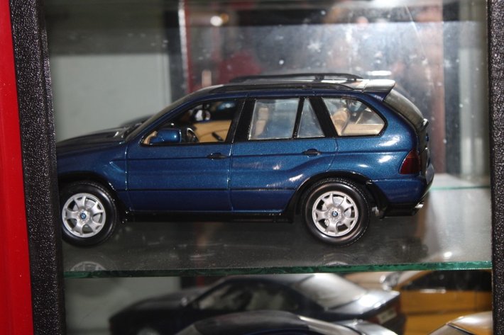 Image for Five 1:18 Scale Cars: Maisto 1996 Mercedes-Benz SLK 230, Maisto Chrysler Pronto Cruiser, BMW X5, Maisto BMW 850i, and Maisto 1999 Mustang GT