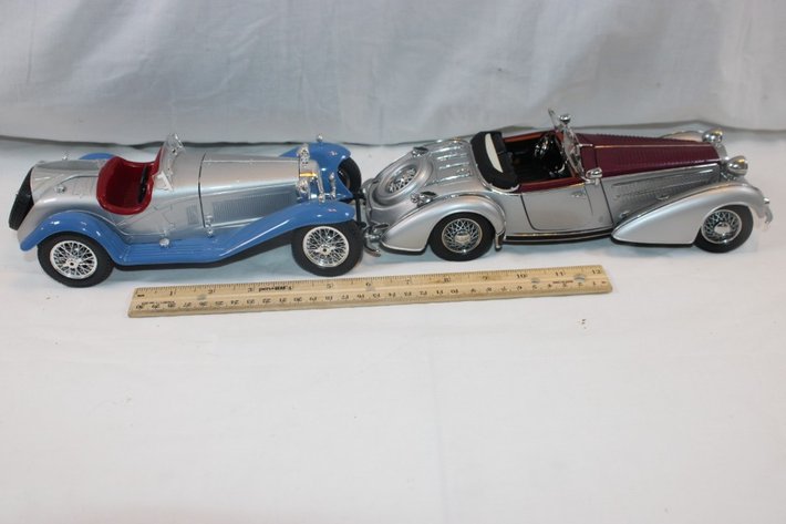 Image for Two 1:24 Scale Gearbox Cars, 1935 Porsche, 1932 Alfa Romeo 2300 Spider