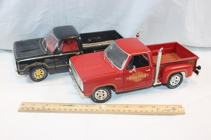Image for Two 1:18 Scale Dodge Stepside And, 1978 Little Red Express Truck