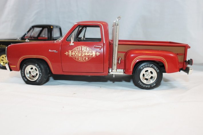 Image for Two 1:18 Scale Dodge Stepside And, 1978 Little Red Express Truck