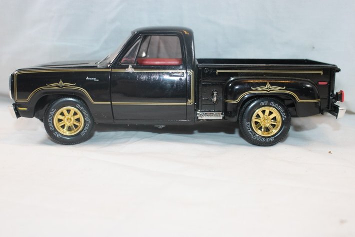 Image for Two 1:18 Scale Dodge Stepside And, 1978 Little Red Express Truck