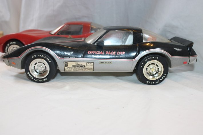 Image for 3 Jim Beam Corvette Decanters