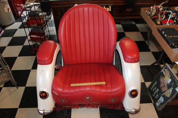 Image for Corbin Indian Motorcycle Reclining Seat Fiberglass Lights Work Measures 40 x 36 x 34