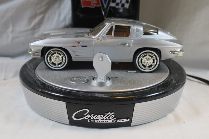 Image for Corvette Stingray Lamp with Sound. Shade Has Some Damage