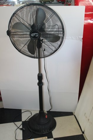 Image for Hampton Bay 18 Inch Floor Fan