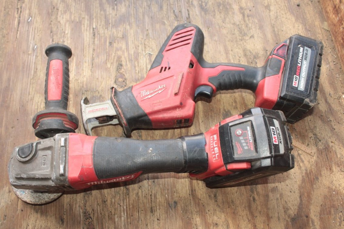 Milwaukee M18 Reciprocating Saw and Grinder Comes with 2 Batteries, No Charger
