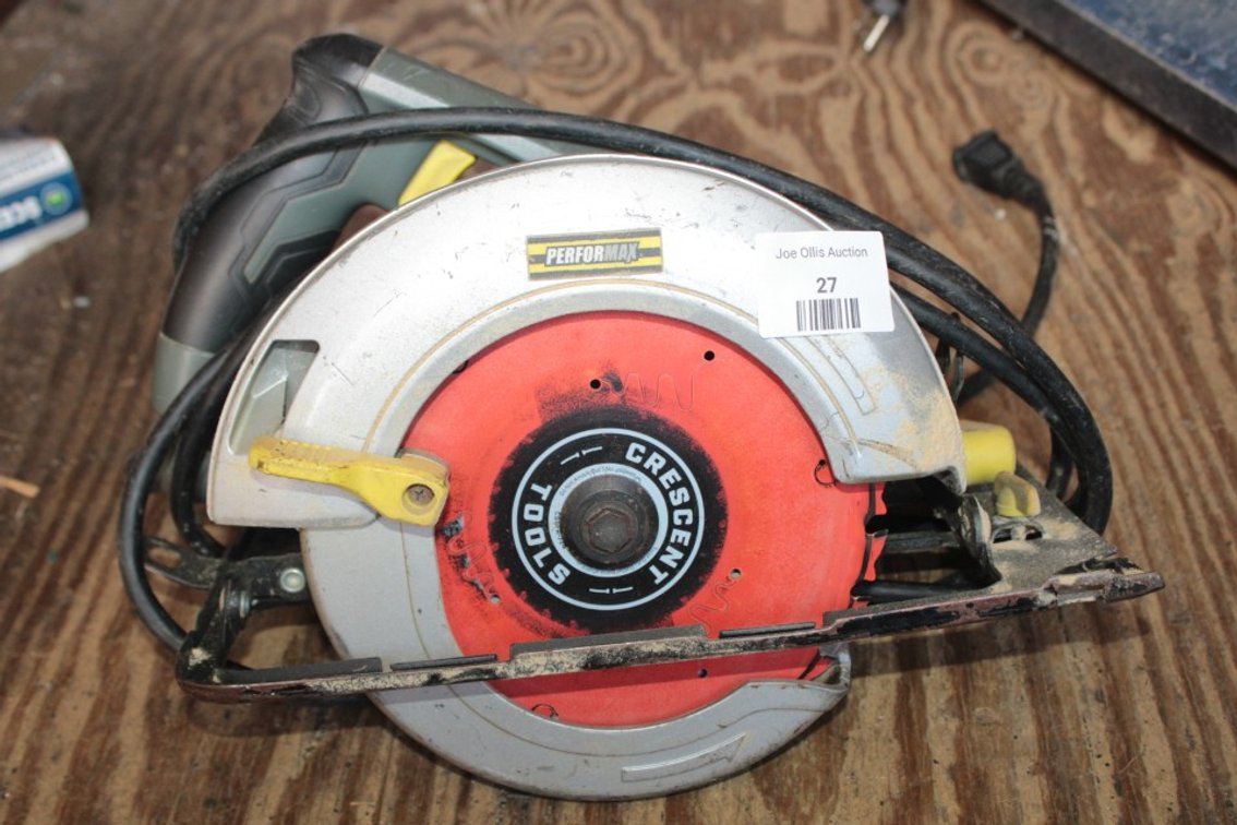 PerforMax Circular Saw