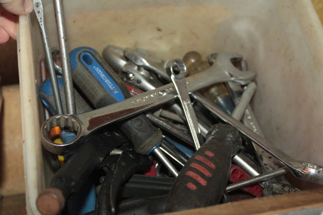 Wrenches Screwdrivers Locking Pliers, Etc.