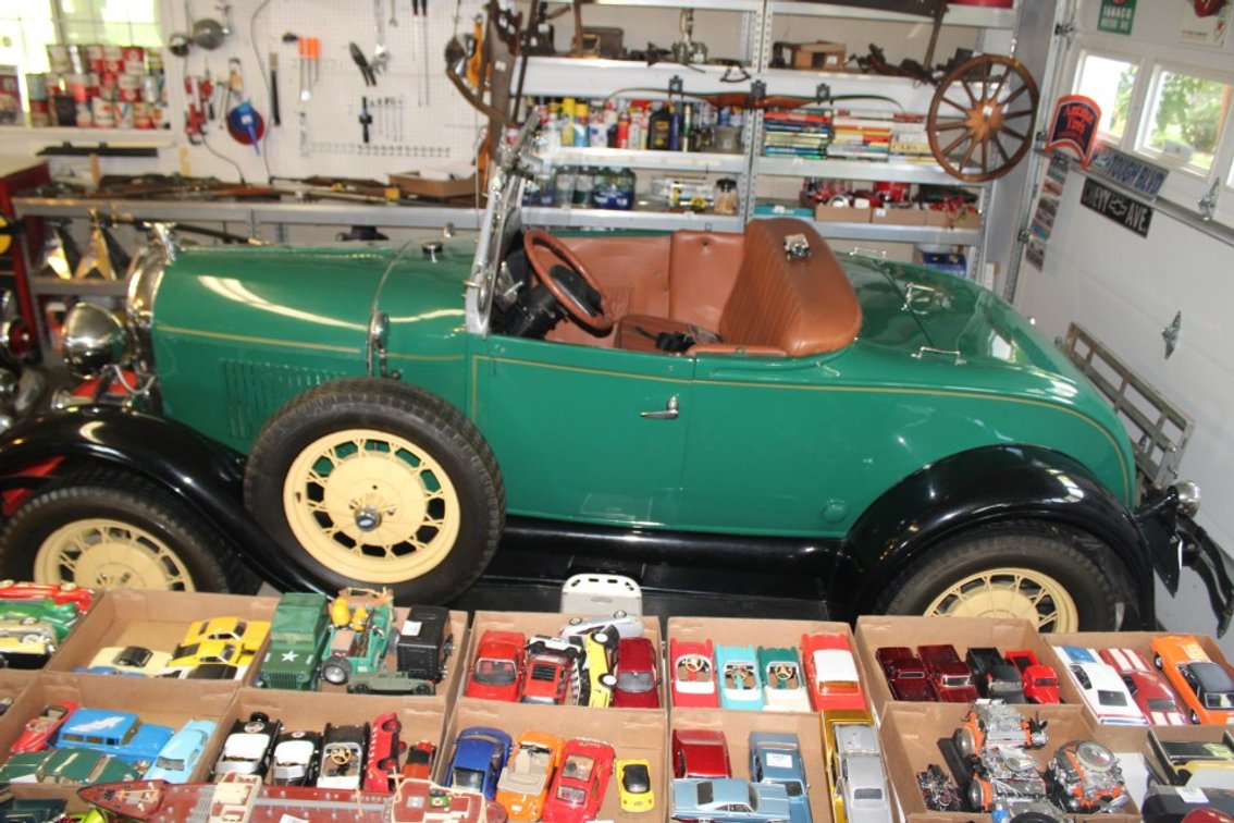 Image for Classic T-Bird, Petroliana, Diecast Models, Golf Cart, Shop Tools And More