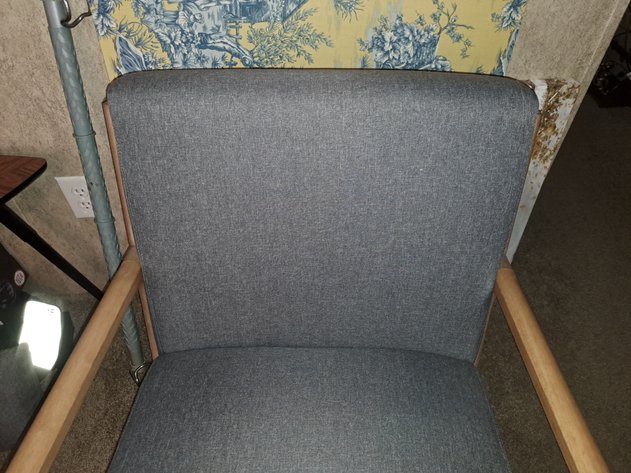 Image for Mid-Century Style Chair