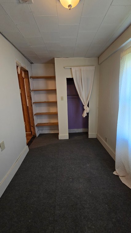 Image for Ready for Your Magic Touch: Herrin Home at Online Auction