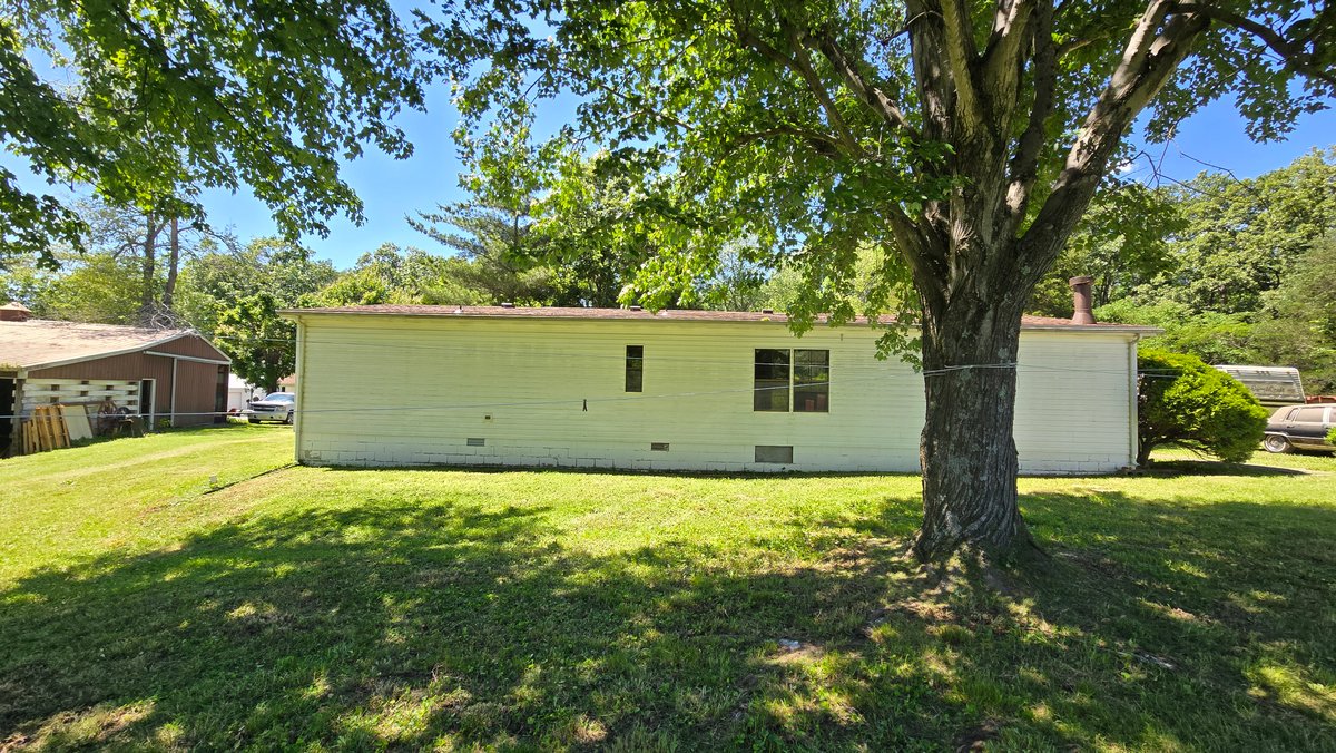 Image for Peaceful Country Living with Privacy and Space