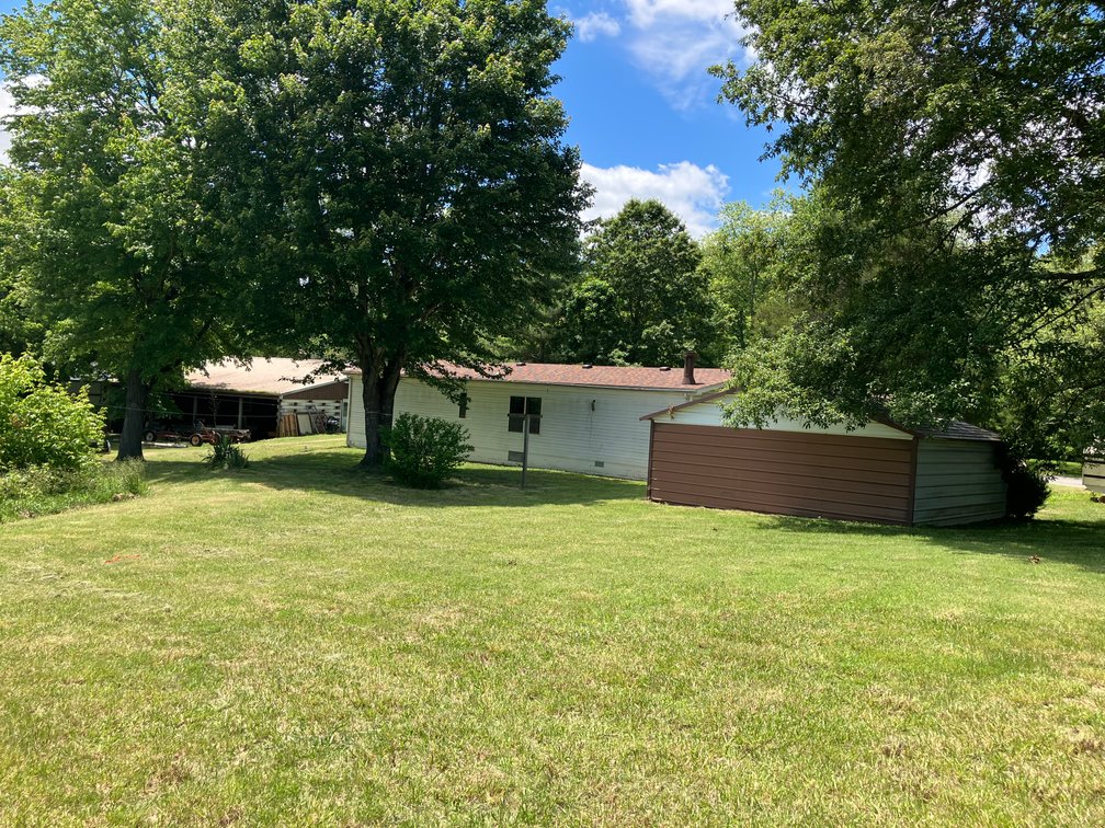 Image for Peaceful Country Living with Privacy and Space