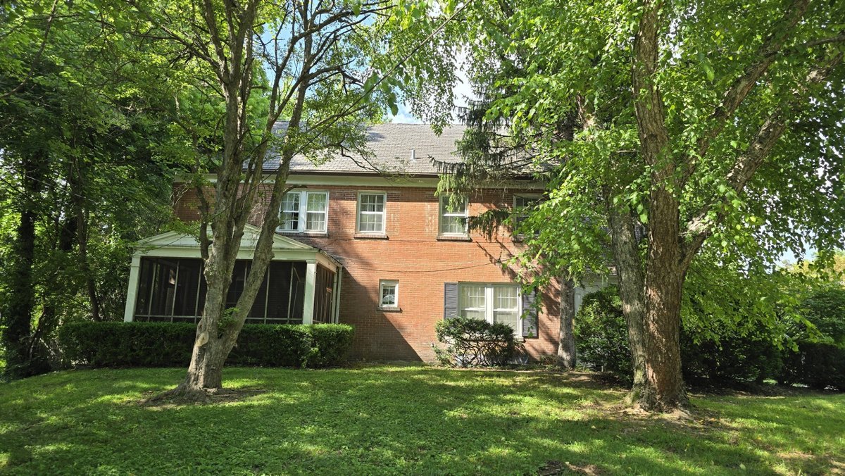 Image for Historic 2-Story Sears Home -- Online Real Estate Auction