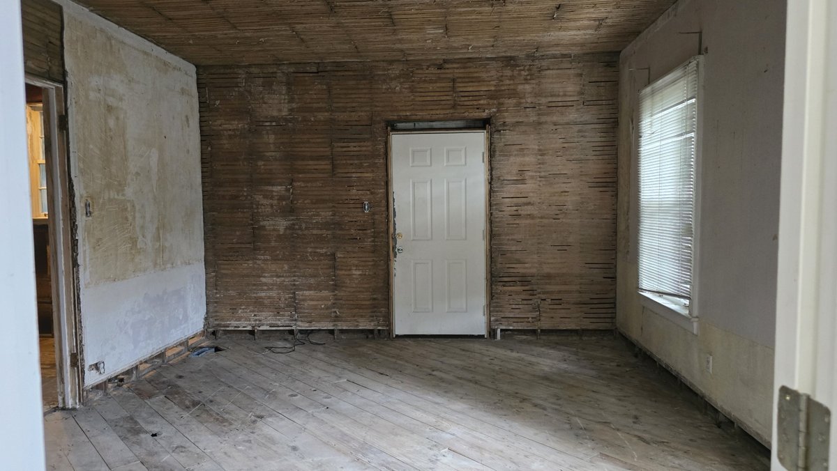 Image for Historic 2-Story Sears Home -- Online Real Estate Auction