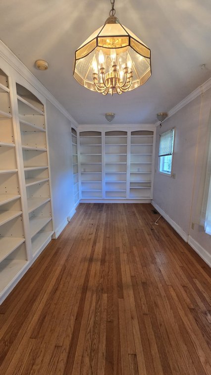 Image for Historic 2-Story Sears Home -- Online Real Estate Auction
