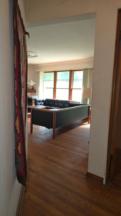 Image for Mid-Century Modern Home Ready for New Owner at Auction