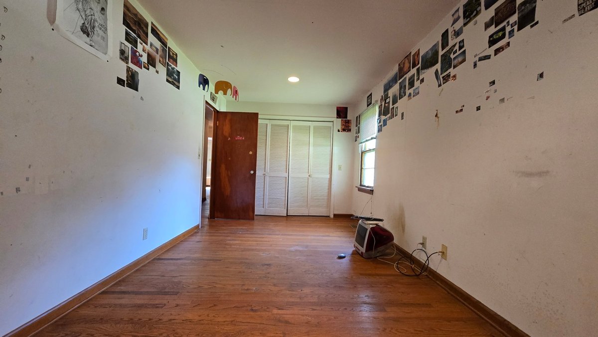 Image for Mid-Century Modern Home Ready for New Owner at Auction