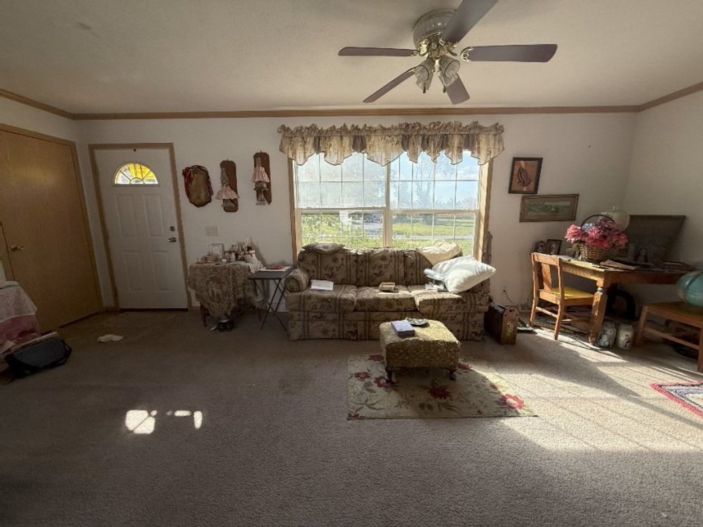 Image for Endless Possibilities Just Outside Harrisburg – Mobile Home on Large Lot!