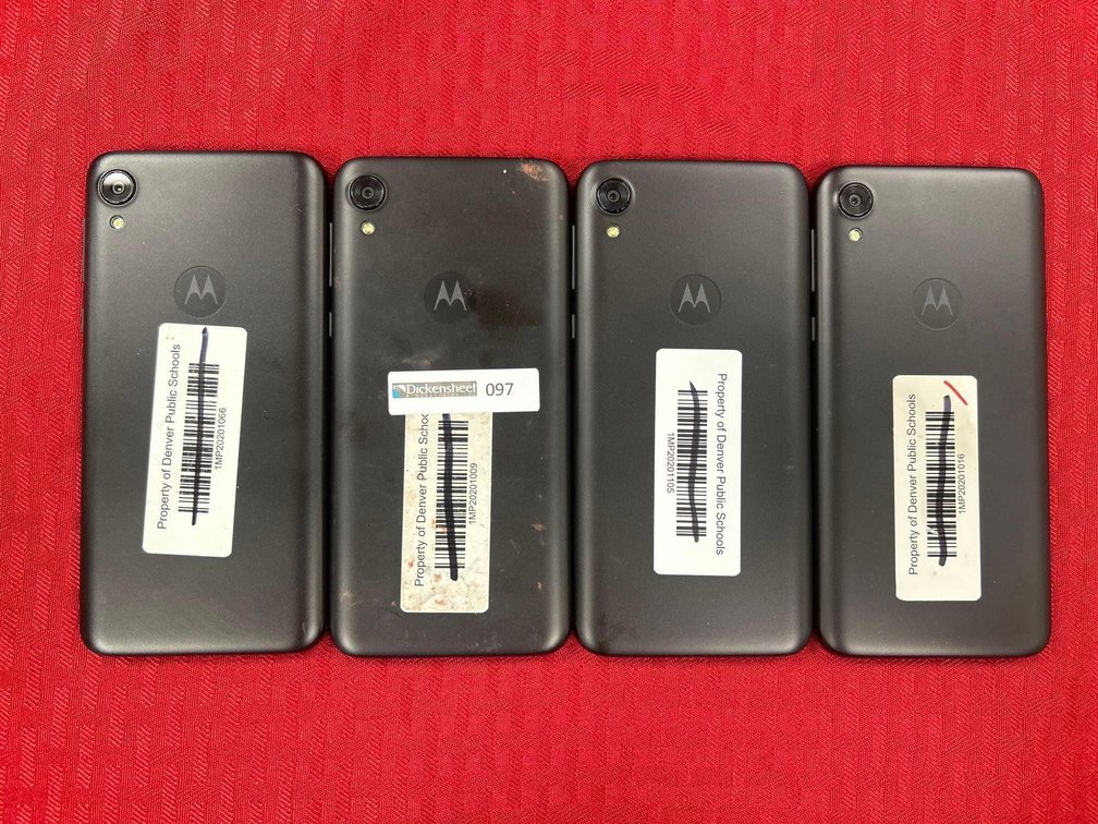 LOT OF (4) MOTOROLA MOTO E6-