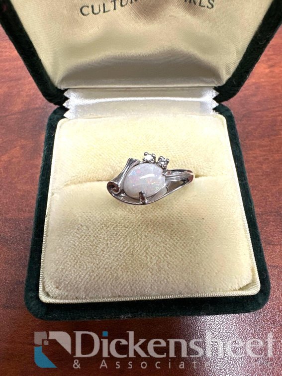 WHITE STONE RING - MARKED 14KT