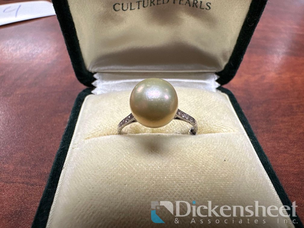 CULTURED PEARL RING