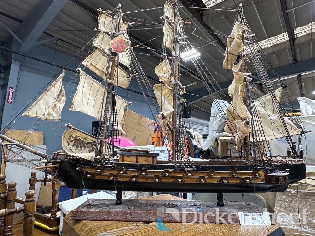 WOODEN BOAT - MADE IN SPAIN