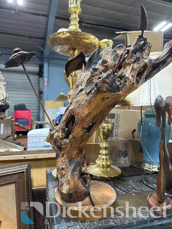 WOODEN FLOWER SCULPTURE