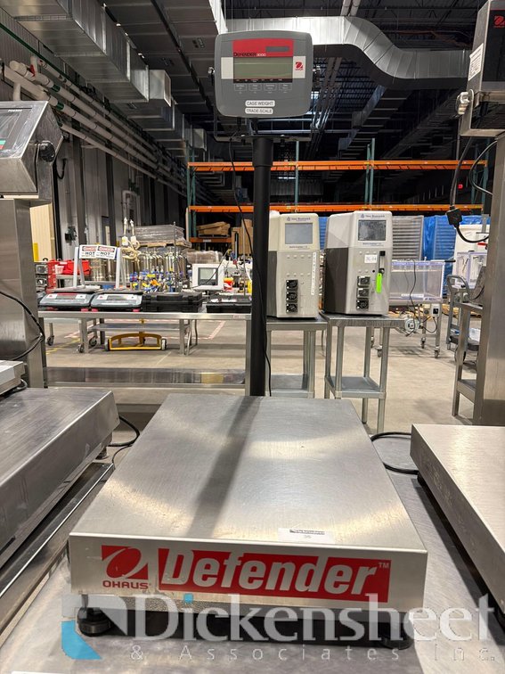 OHAUS DEFENDER 3000 PLATFORM SCALE
