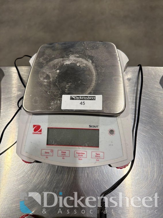 OHAUS SCOUT SPX6201 BALANCE SCALE