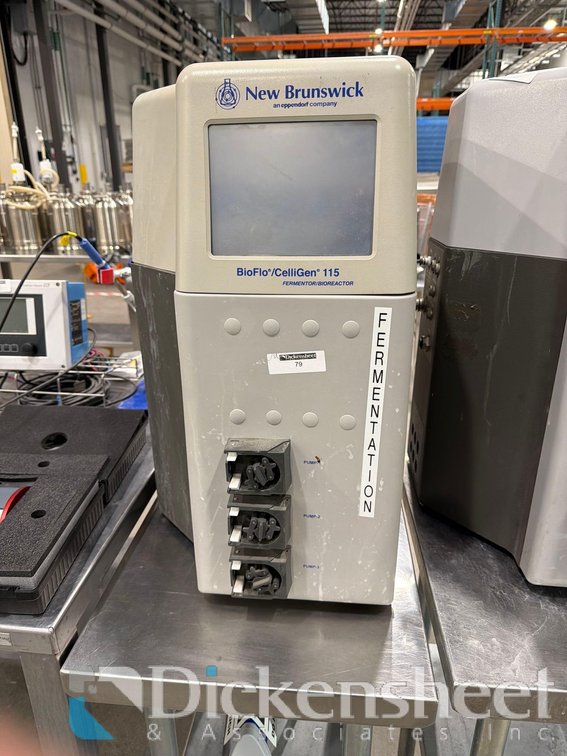 NEW BRUNSWICK BIOFLO / CELLIGEN 115 FERMENTOR BIOREACTOR