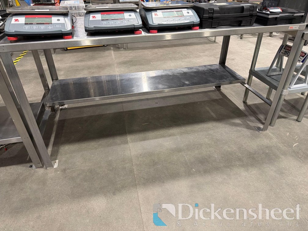 STAINLESS STEEL TABLE with lower shelf - approximate