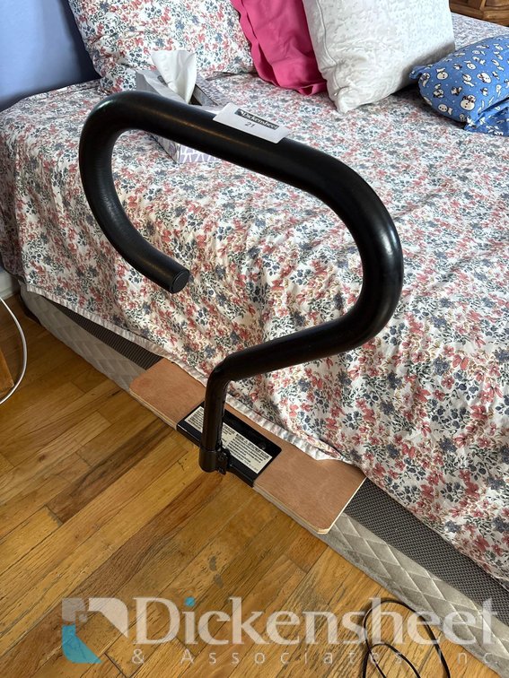 BEDSIDE SUPPORT HANDLE BAR