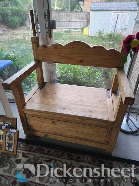 WOOD STORAGE BENCH / CHEST WITH DRAWER