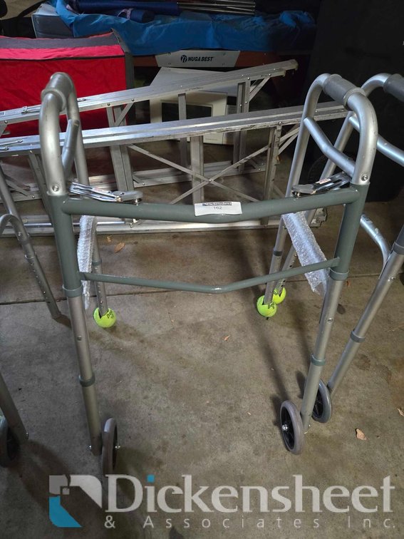 UNBRANDED WALKER