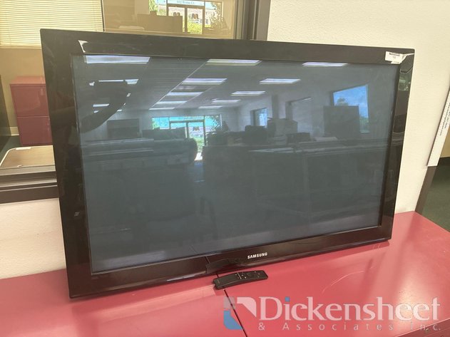 Image for SAMSUNG 42” PLASMA WIDE SCREEN FLAT PANEL TELEVISION